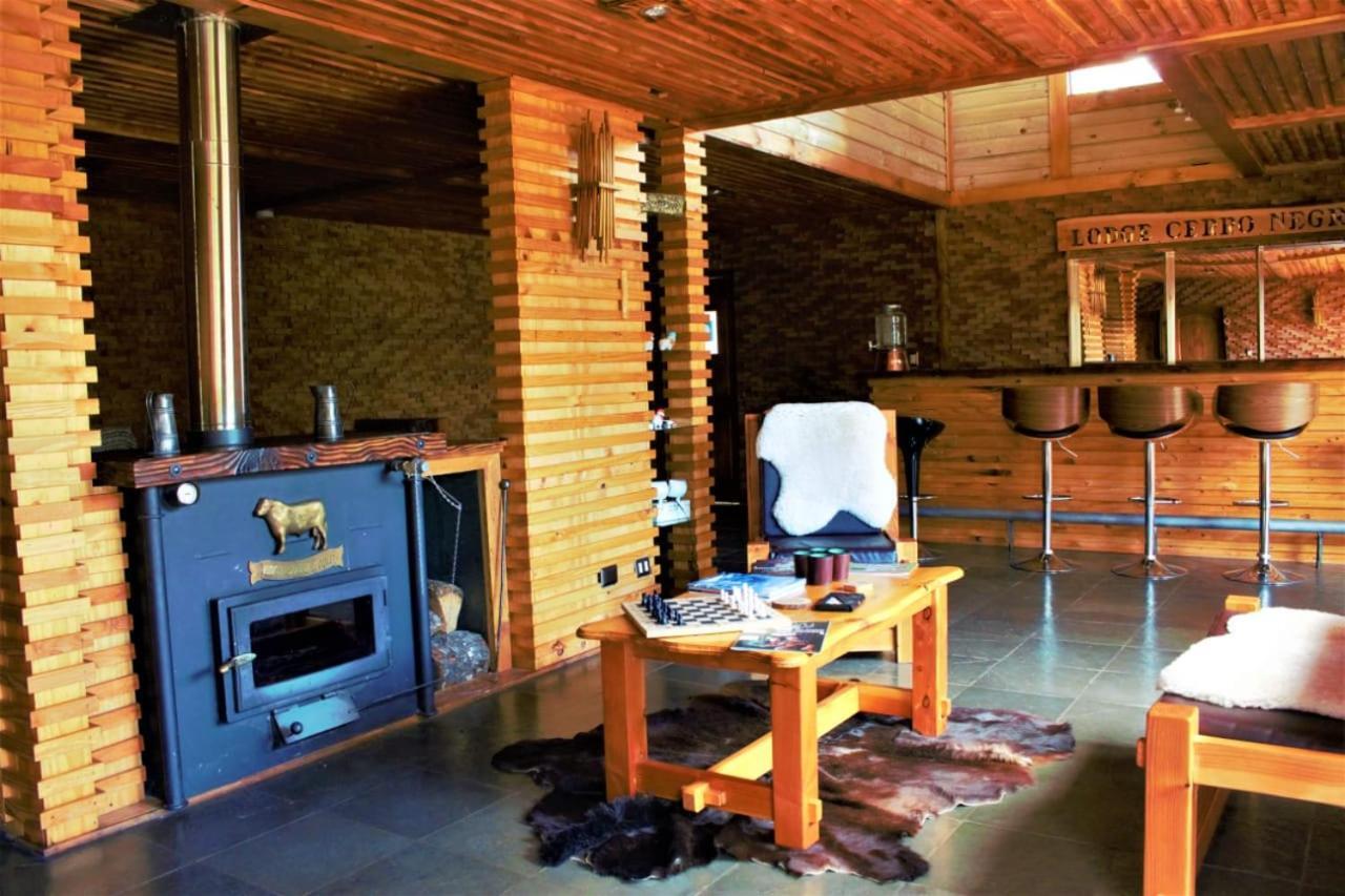 Hotel Cerro Negro Coyhaique Extérieur photo